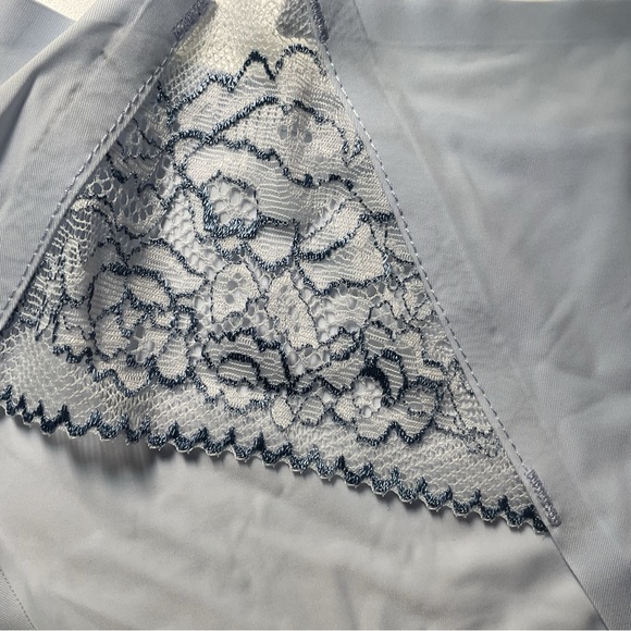 Simons/NWOT 3 pairs Lace laser-cut hipster - Picture 3 of 6